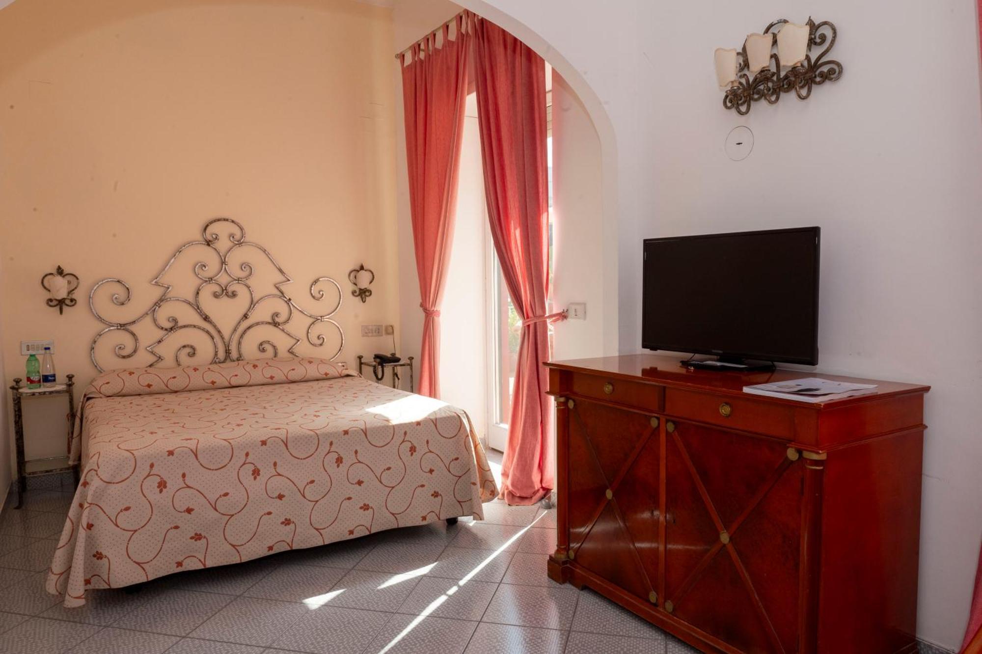 Hotel Palatium Mari
