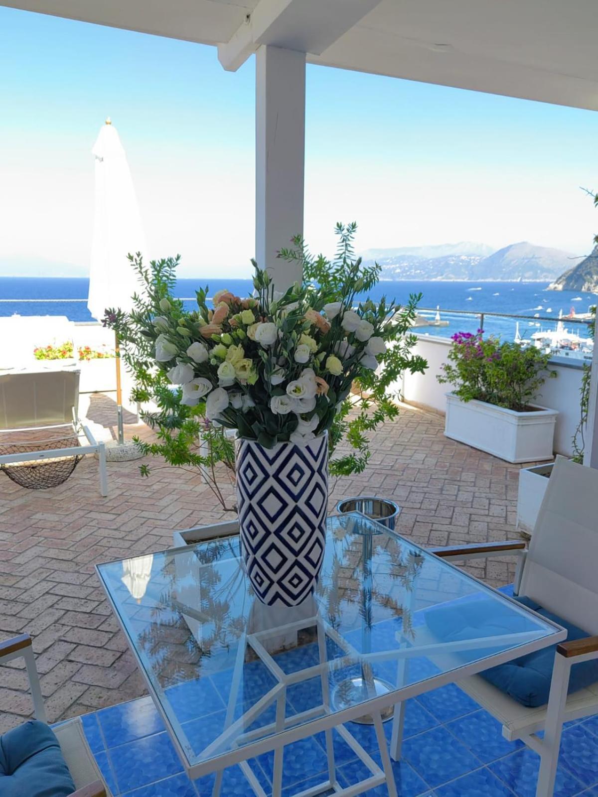 Hotel Relais Maresca Luxury Small & Terrace Restaurant 4*