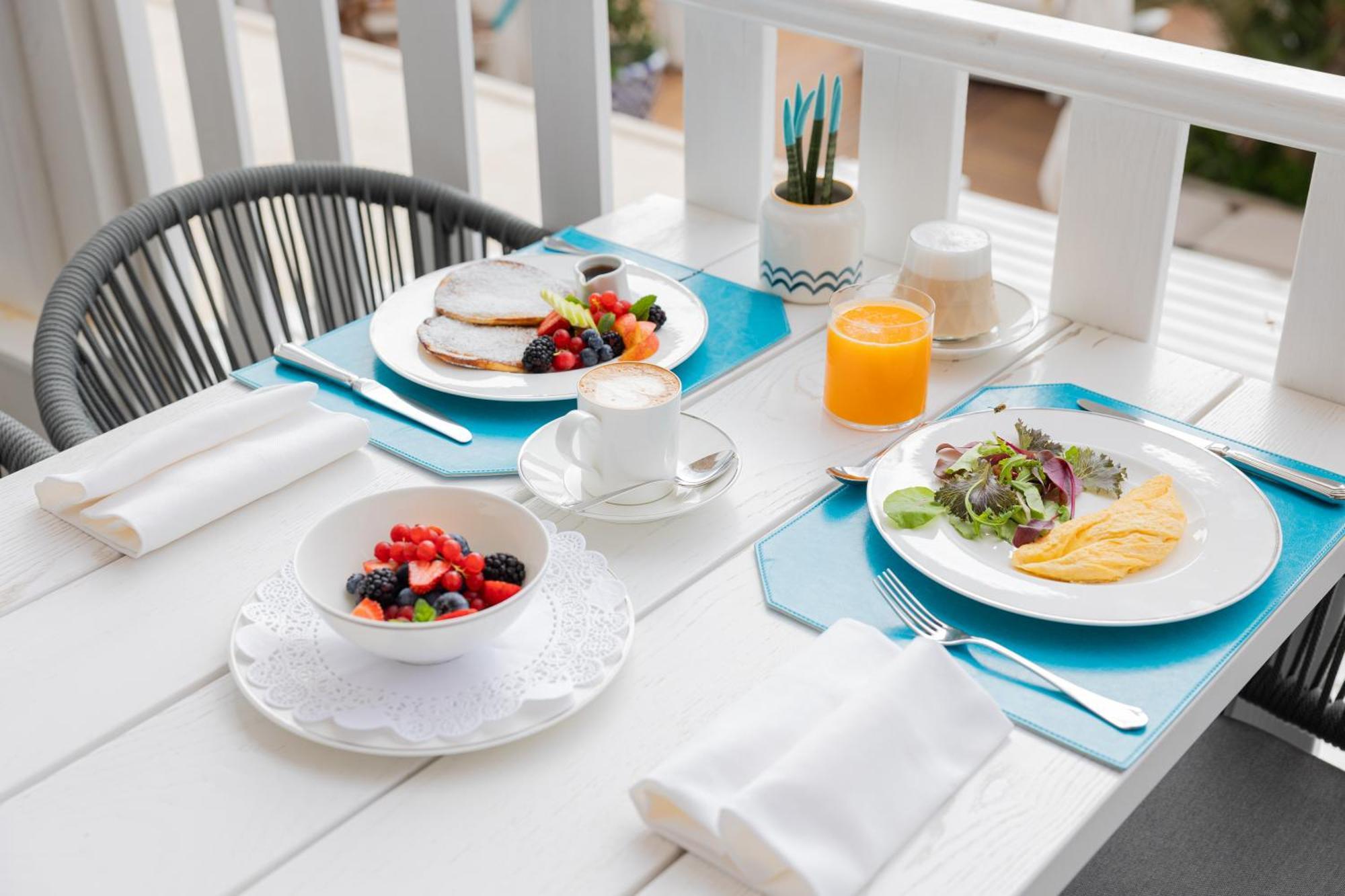 Mamela 4* Capri