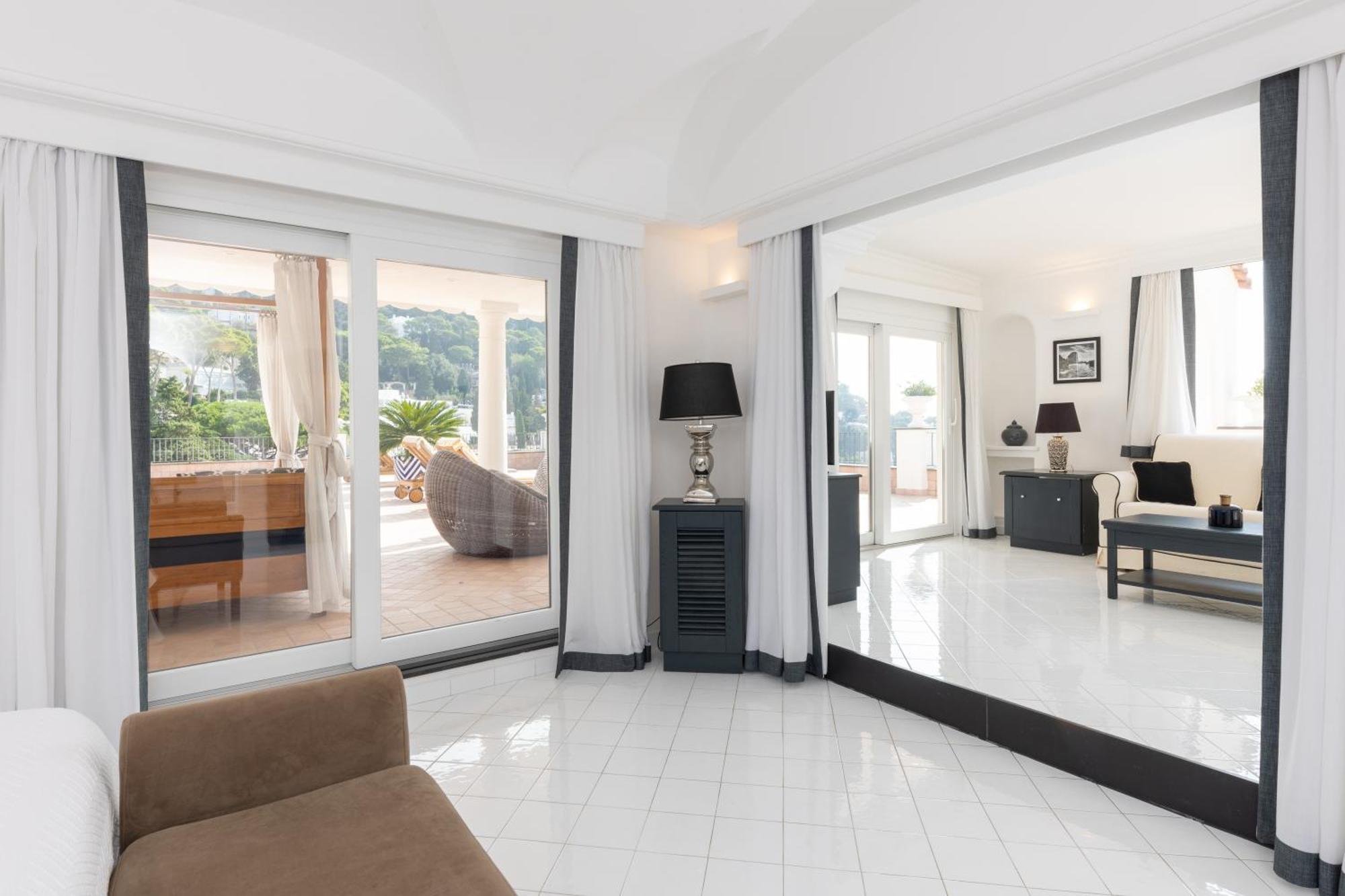 Mamela Hotel Capri