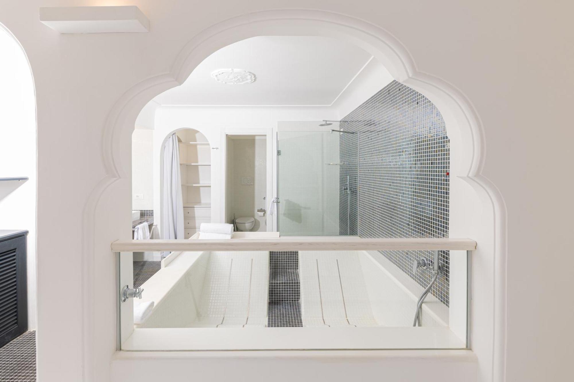 Mamela Hotel 4*