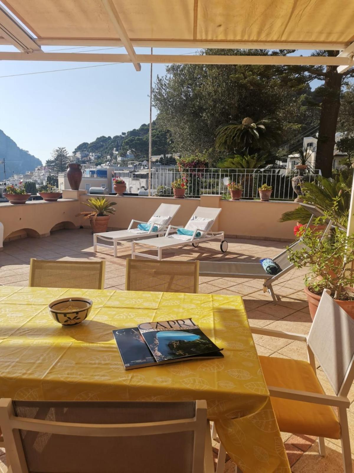 Private Sea View Con Terrazza E Giardino Apartment Capri