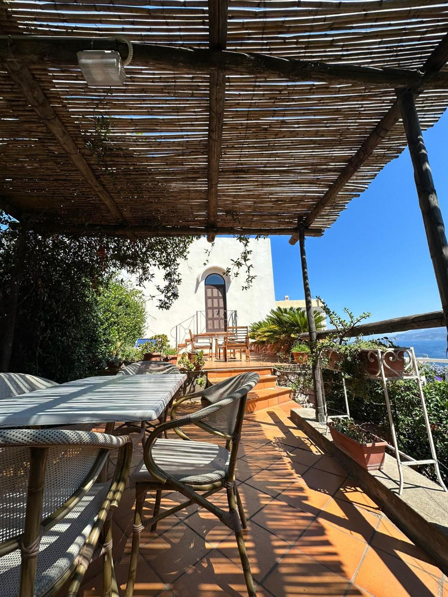 Casa Paolina - *