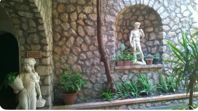 Luxury Flat In Apartment Capri