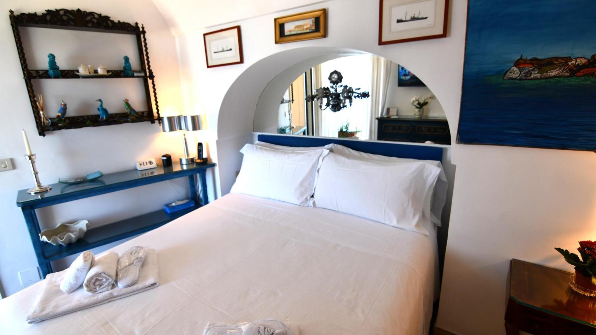 Castello Apartment