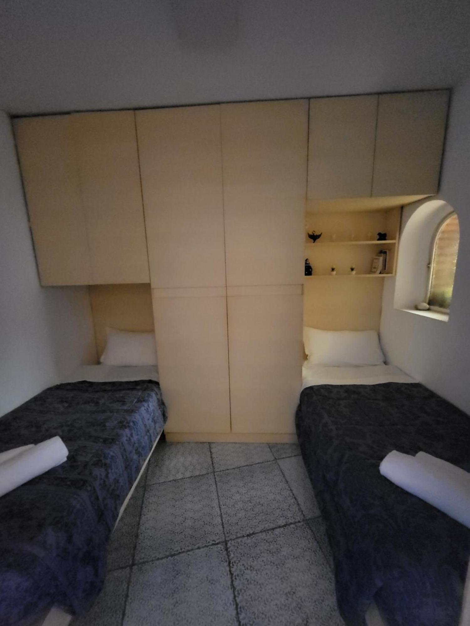 Luxury Flat In * Capri