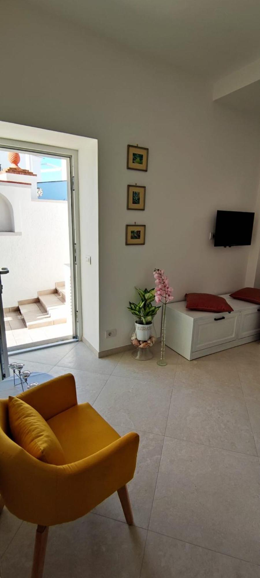 Lusi House *