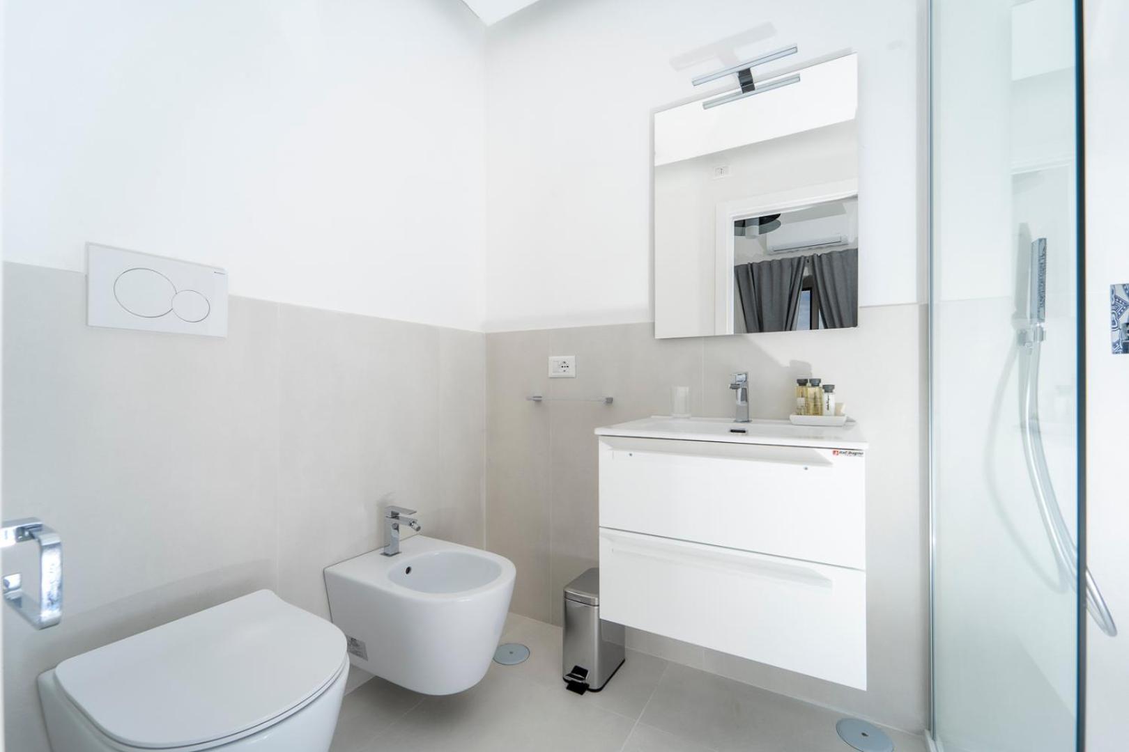 A 10 Passi Apartment *