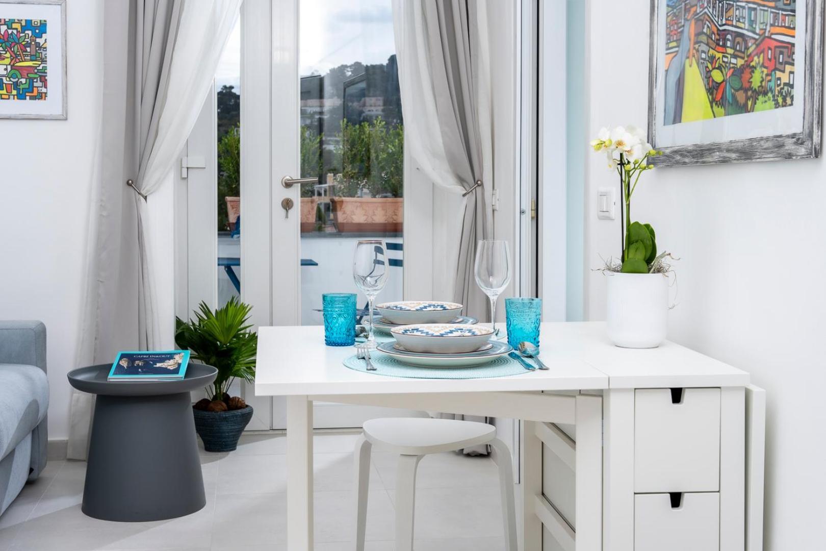 Apartment A 10 Passi Capri
