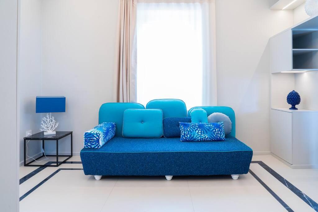 Apartment Blue Essence Capri