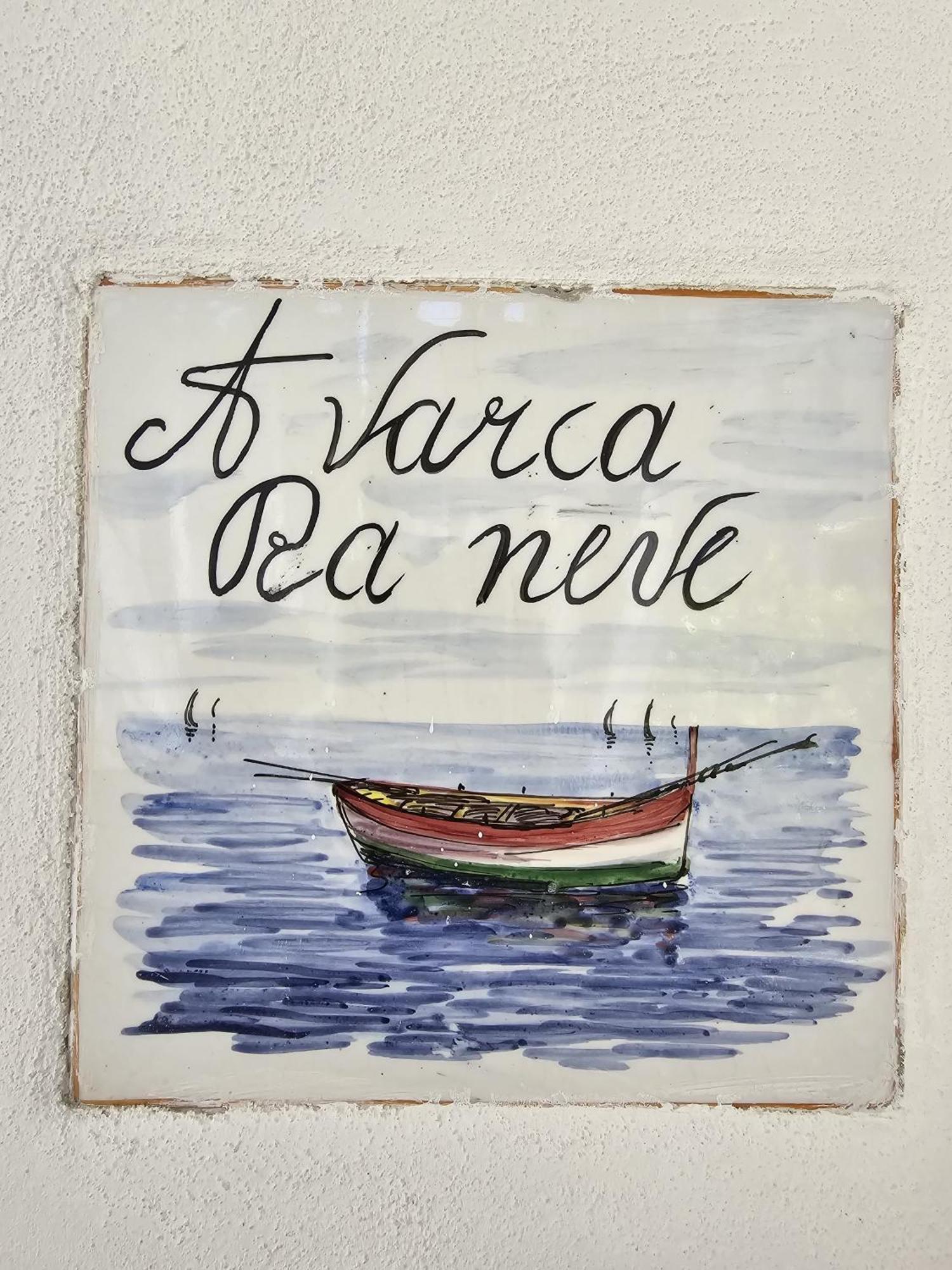 A Varca Ra Neve Capri
