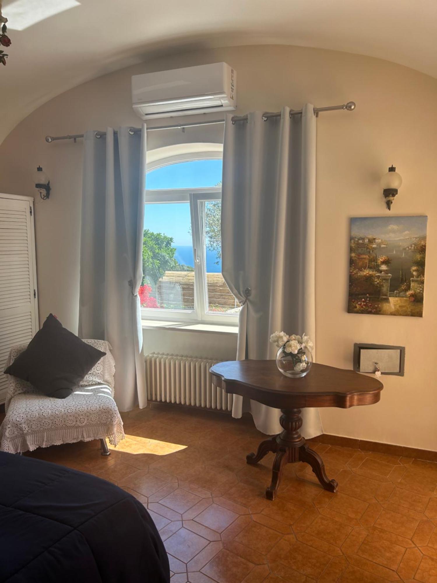Private Sea View Con Terrazza E Giardino Apartment *