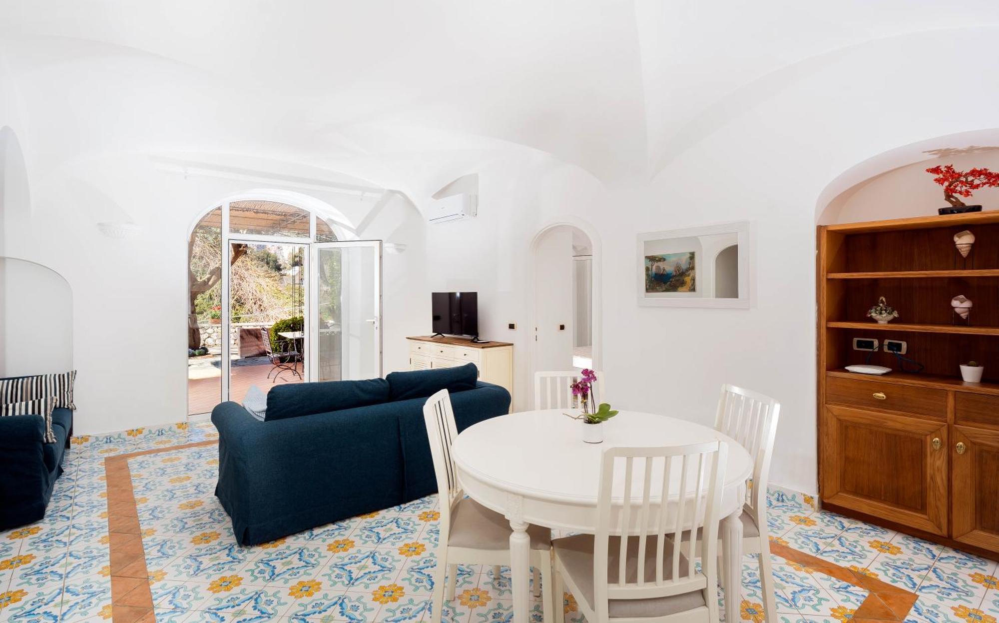 Apartment Oliveto Capri
