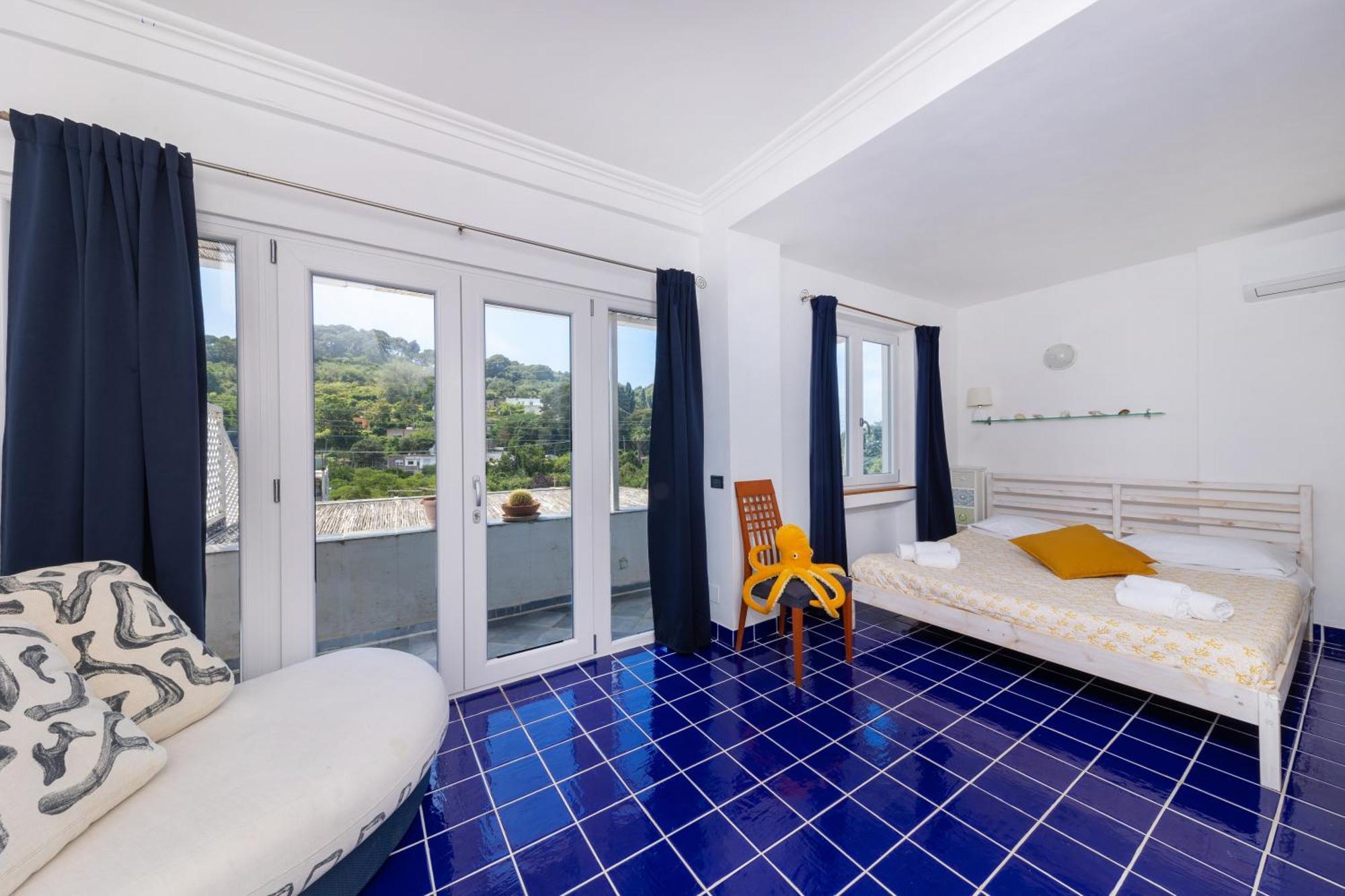 Blue Di Apartment