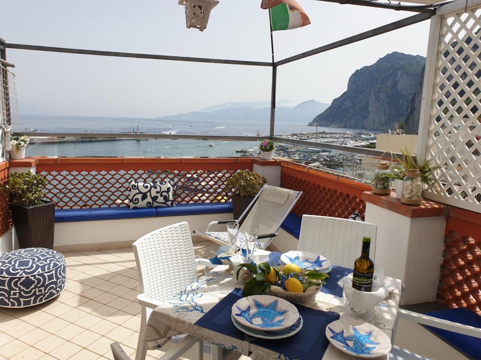 Donna Rosa - Charming House By The Sea Holiday home *