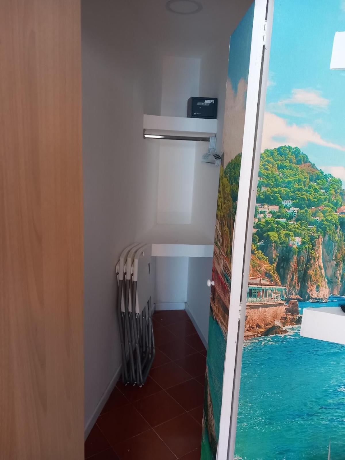 Mide House Capri