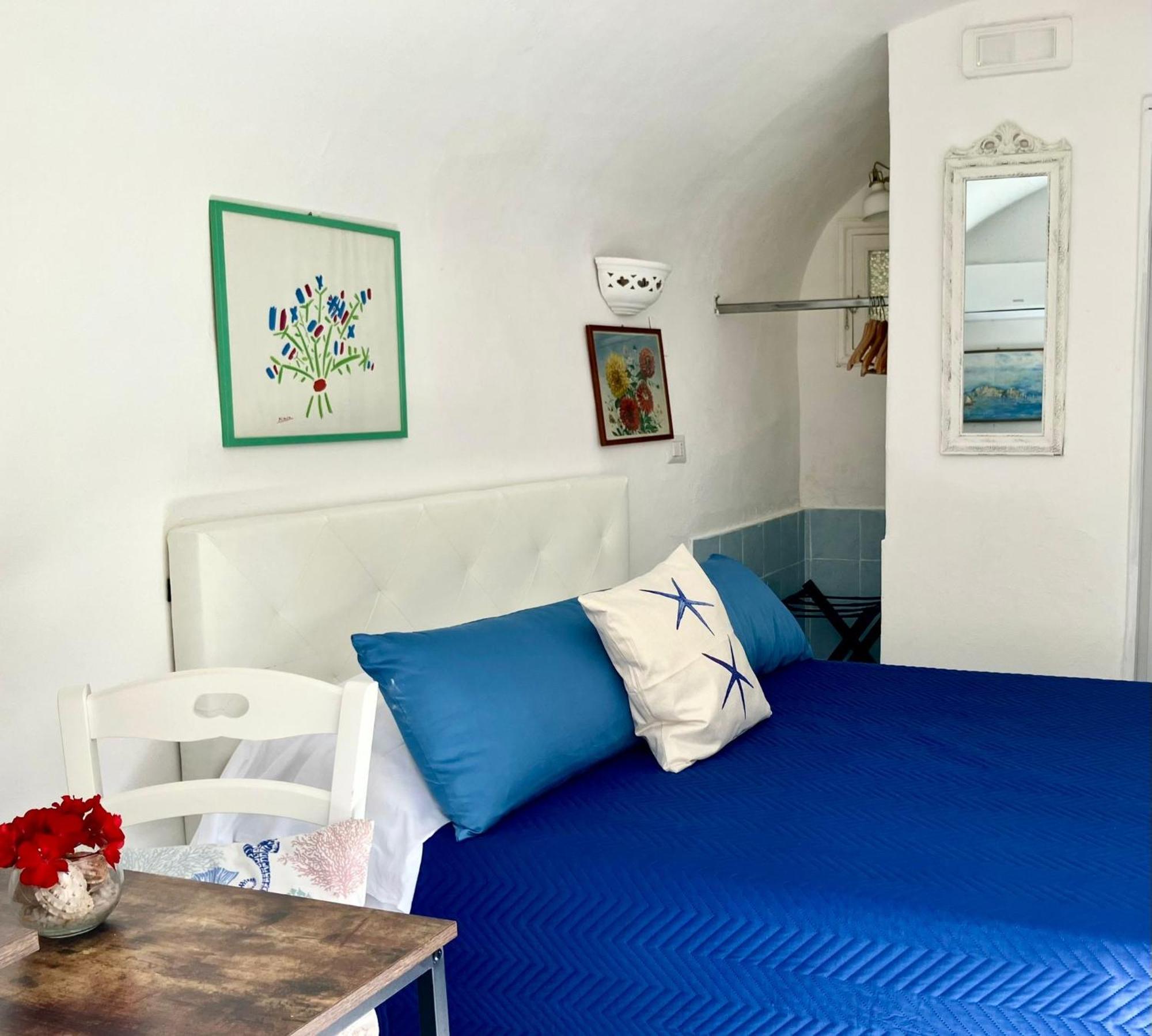 Striano Boutique Capri