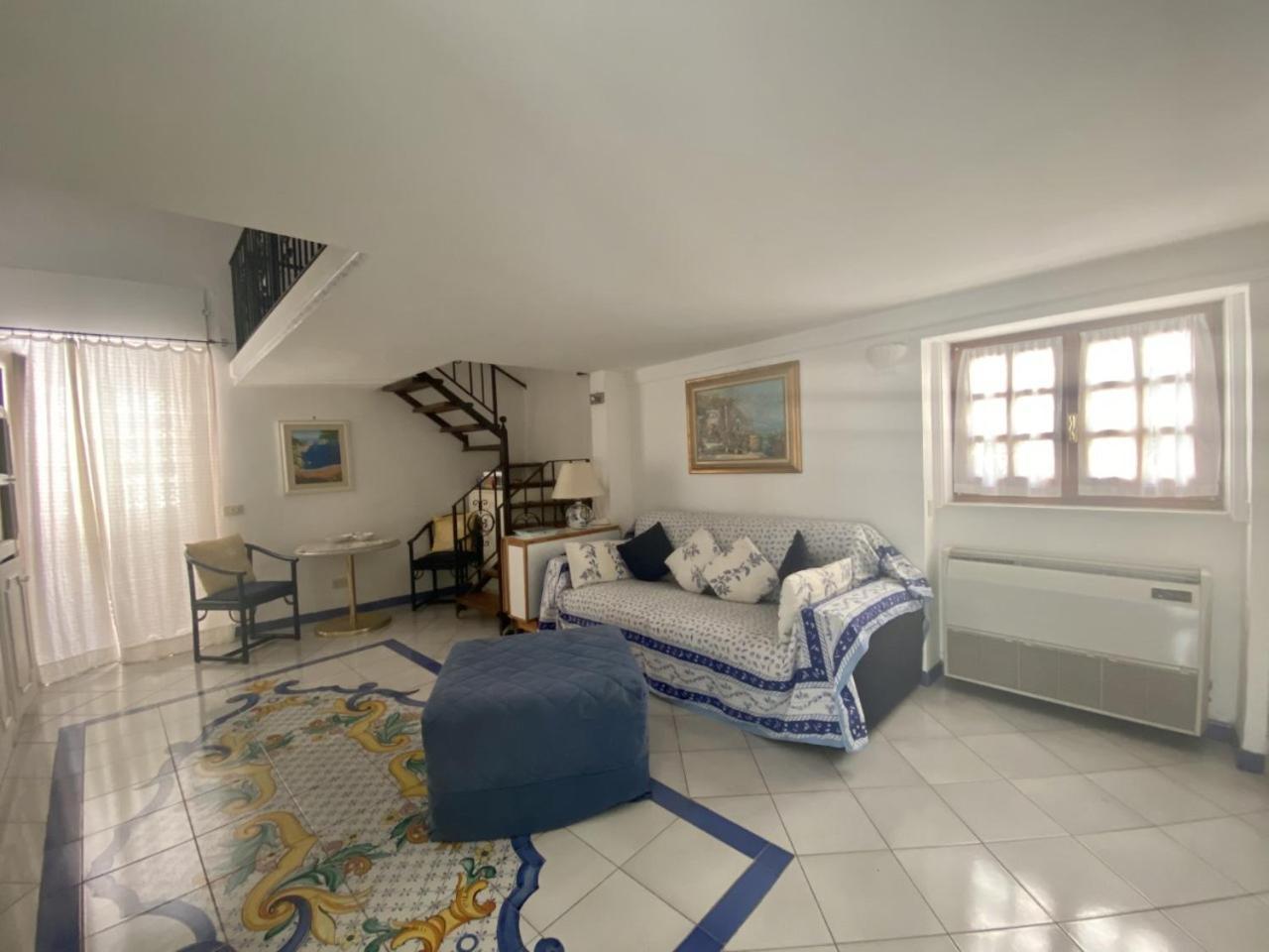 Central Studio Capri *