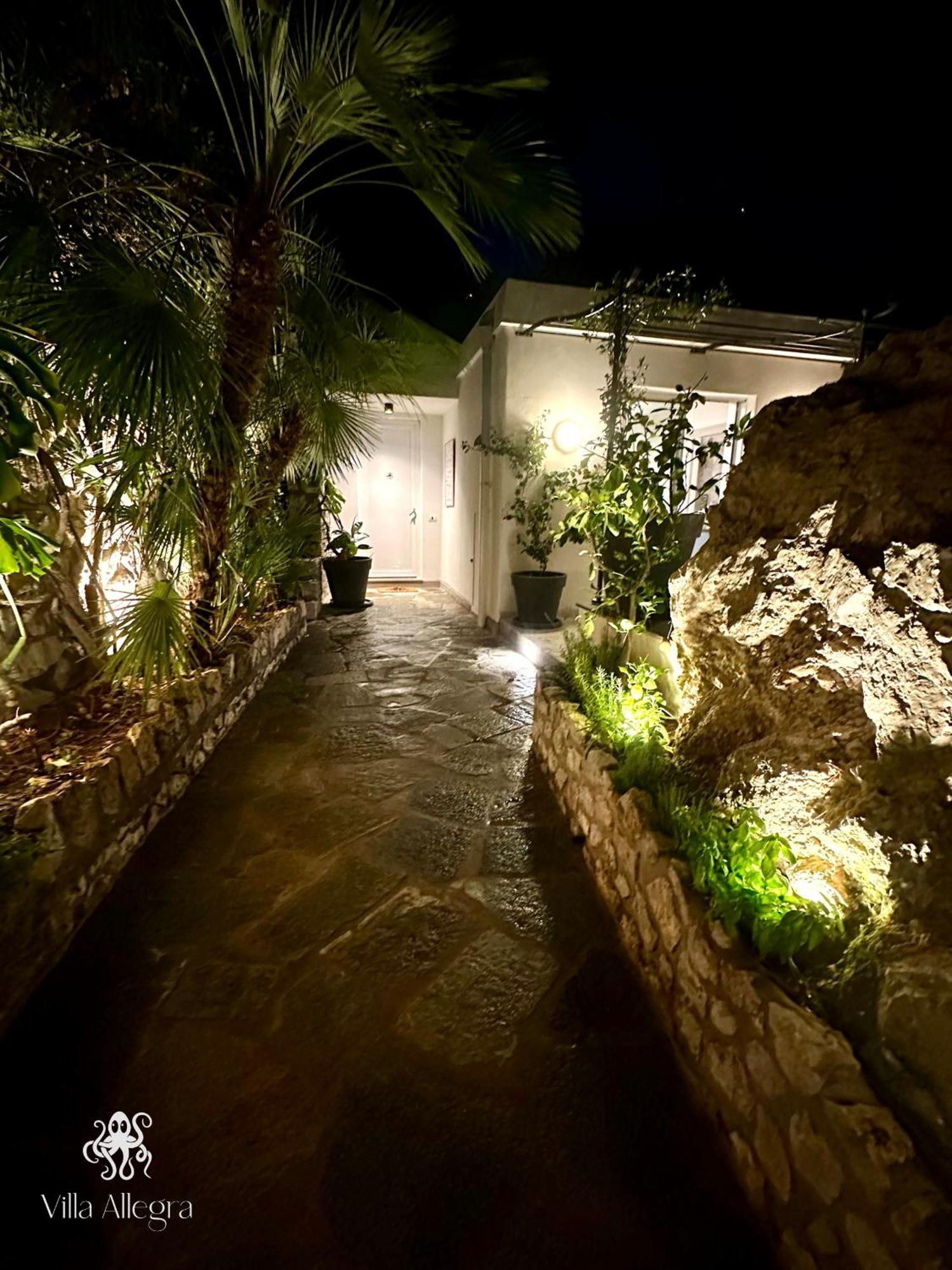 Allegra Villa Capri