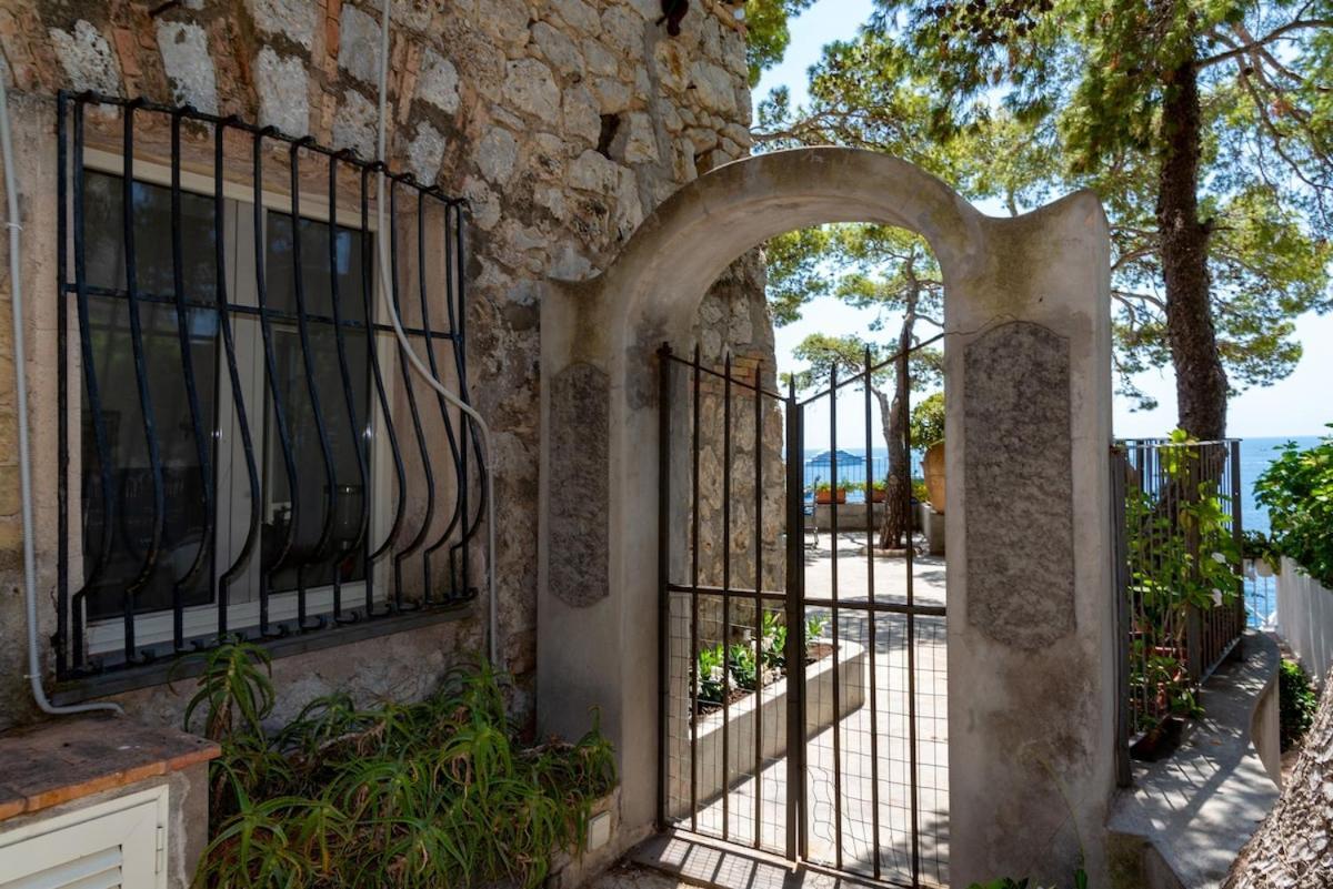 Terrazza Faraglioni Retreat