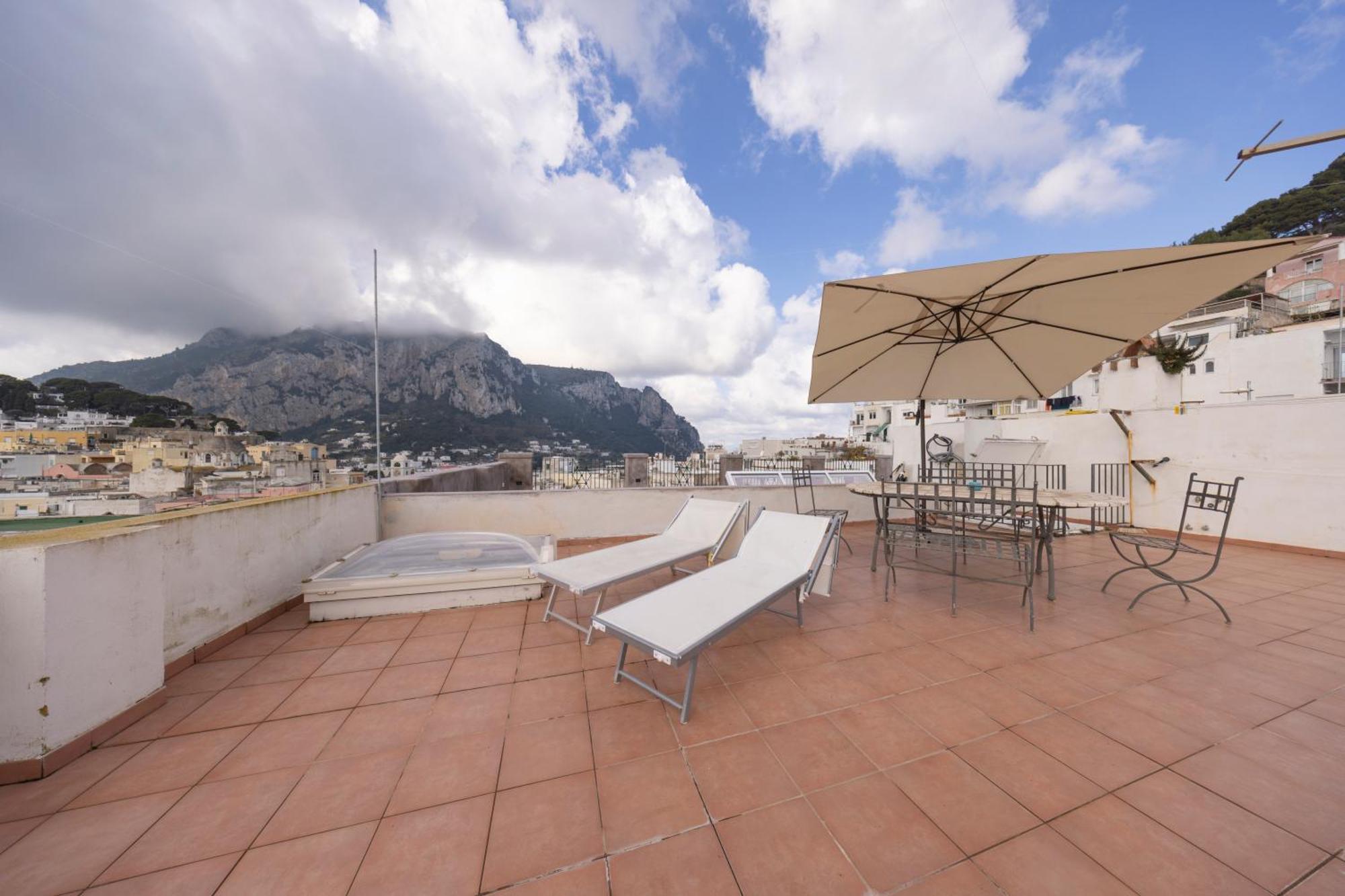 Appartamento Regina Di - Sopramonte - *