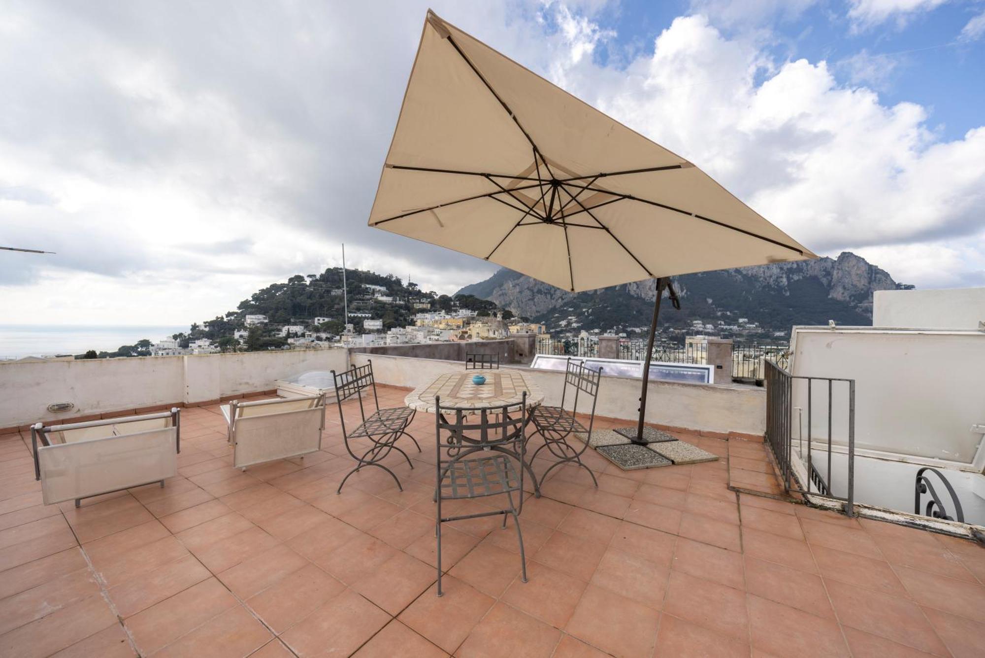 Appartamento Regina Di - Sopramonte -
