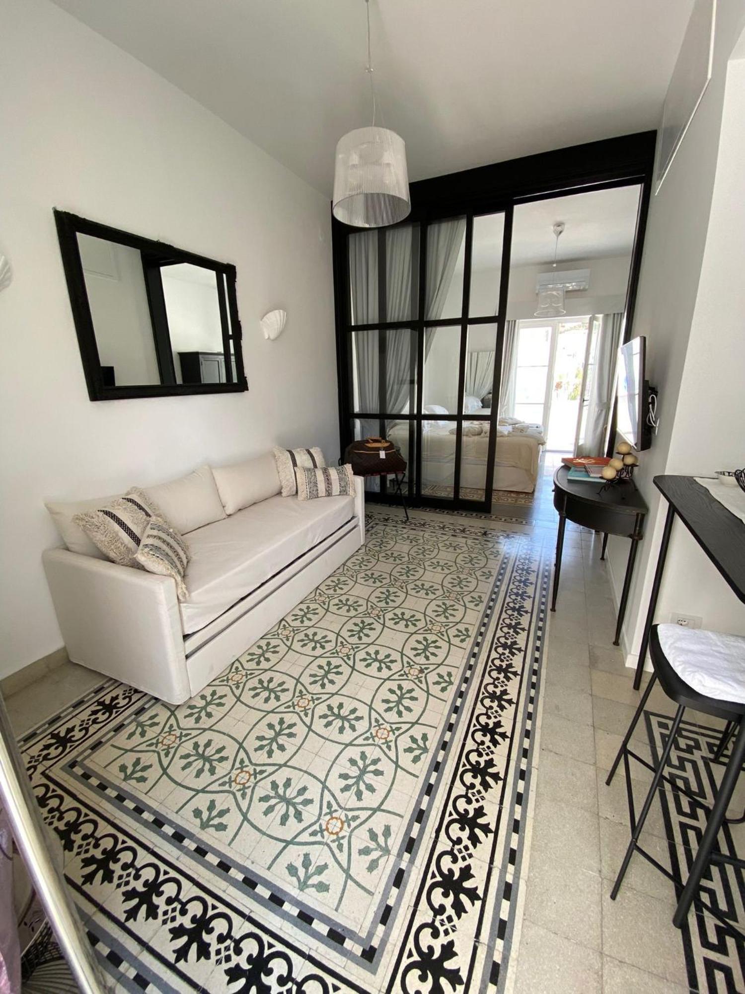 Vittorio Emanuele Apartment