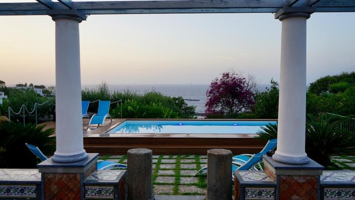Amalu Piscina E Giardino Villa