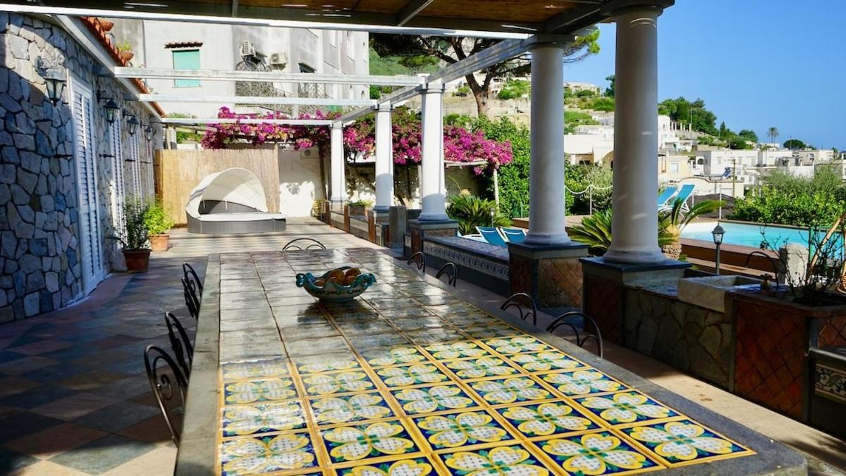 Amalu Piscina E Giardino Capri