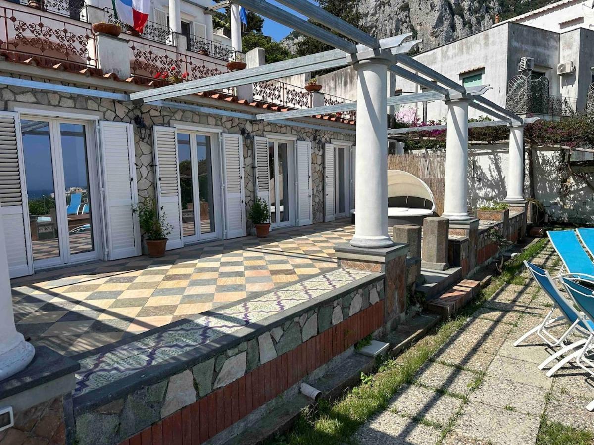 Villa Amalu Piscina E Giardino