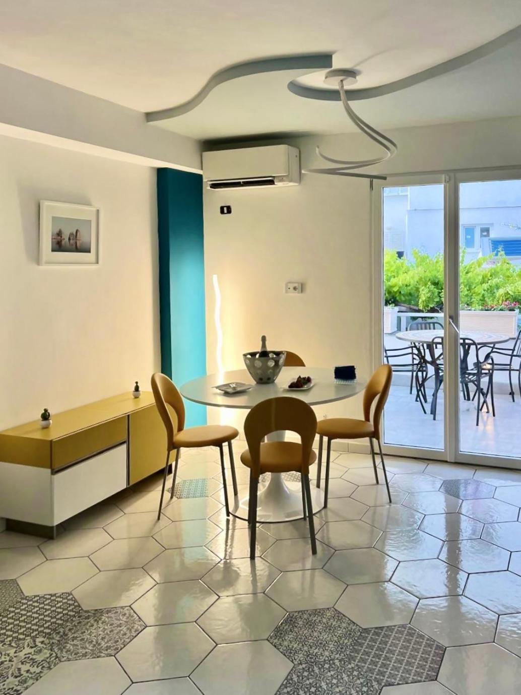 Camerelle Luxury Apartment *
