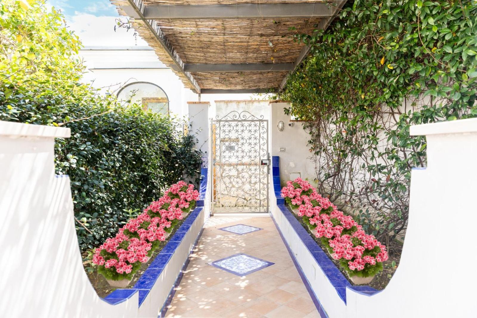 Maison Blue * Capri