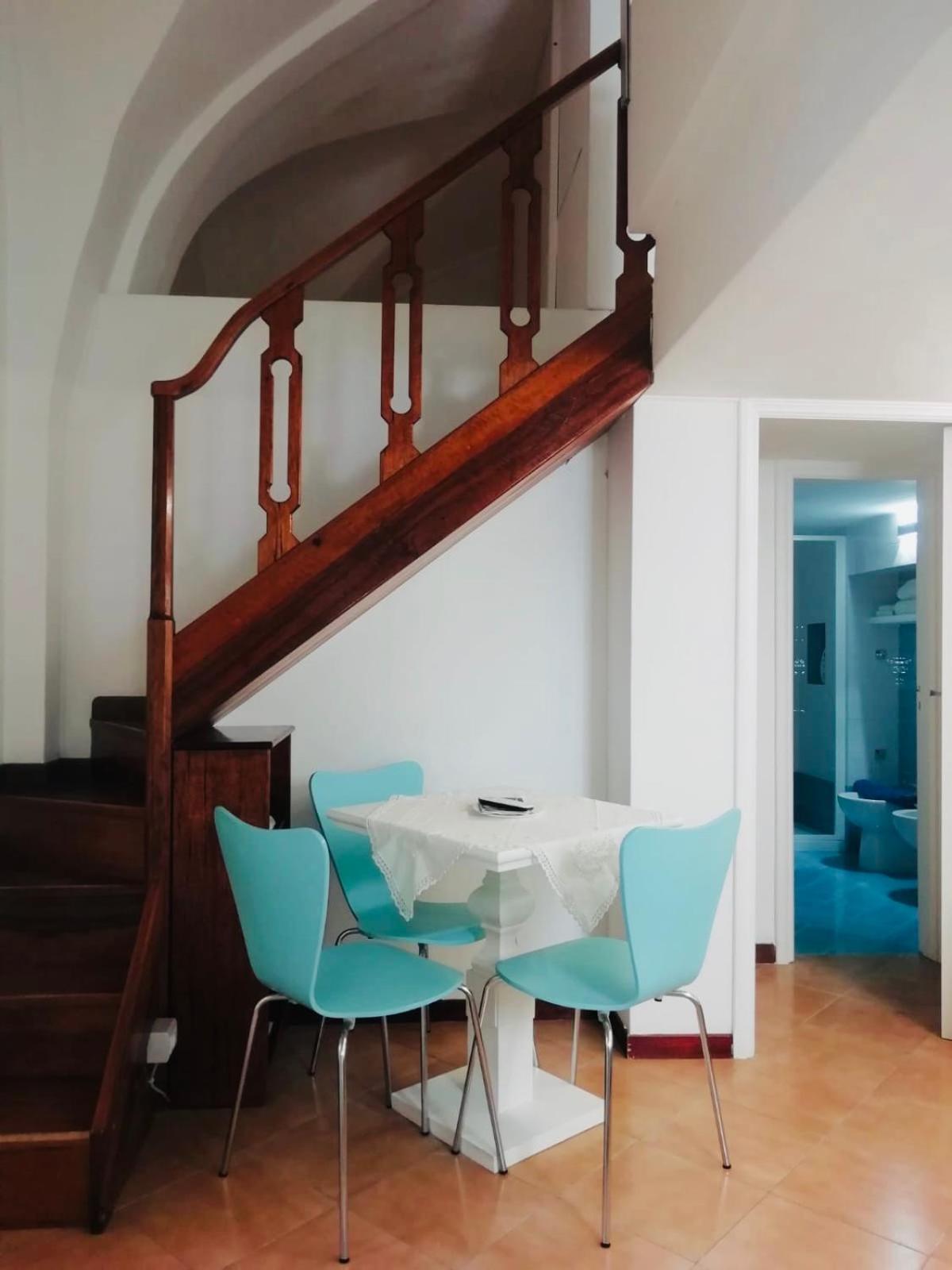 Apartment Central Studio Capri