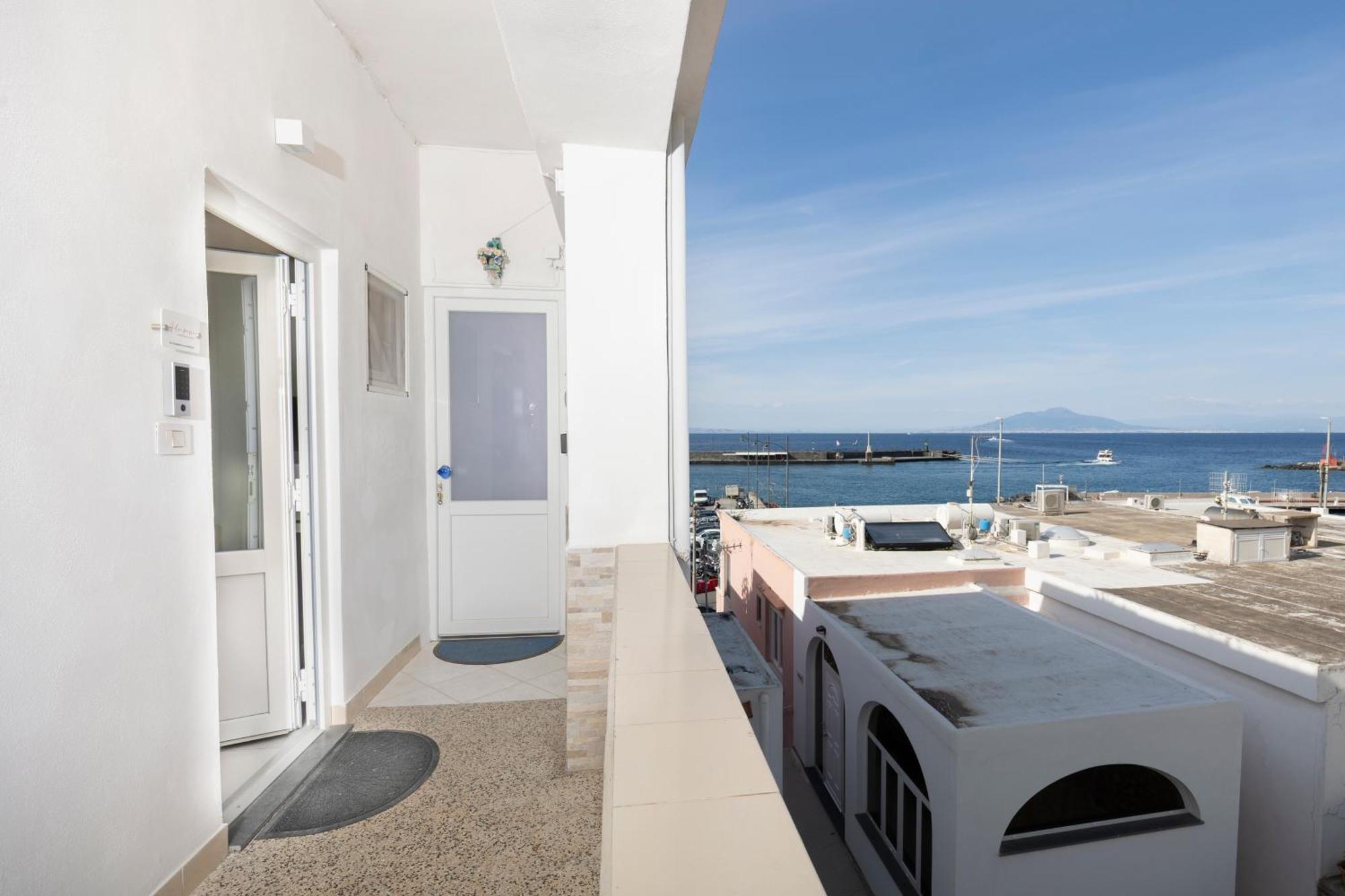 Apartment A Due Passi Capri