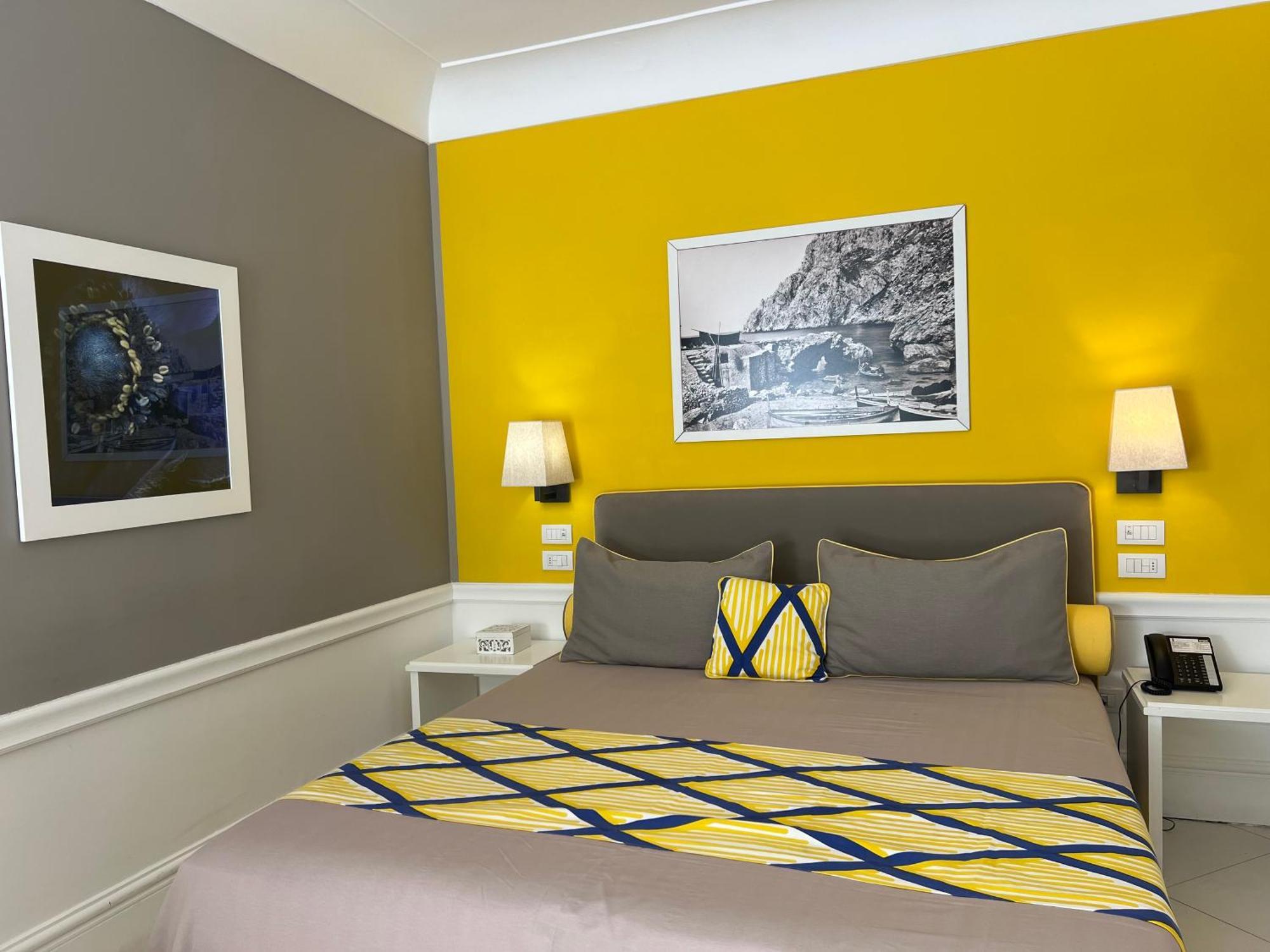 Della Piccola Marina Hotel