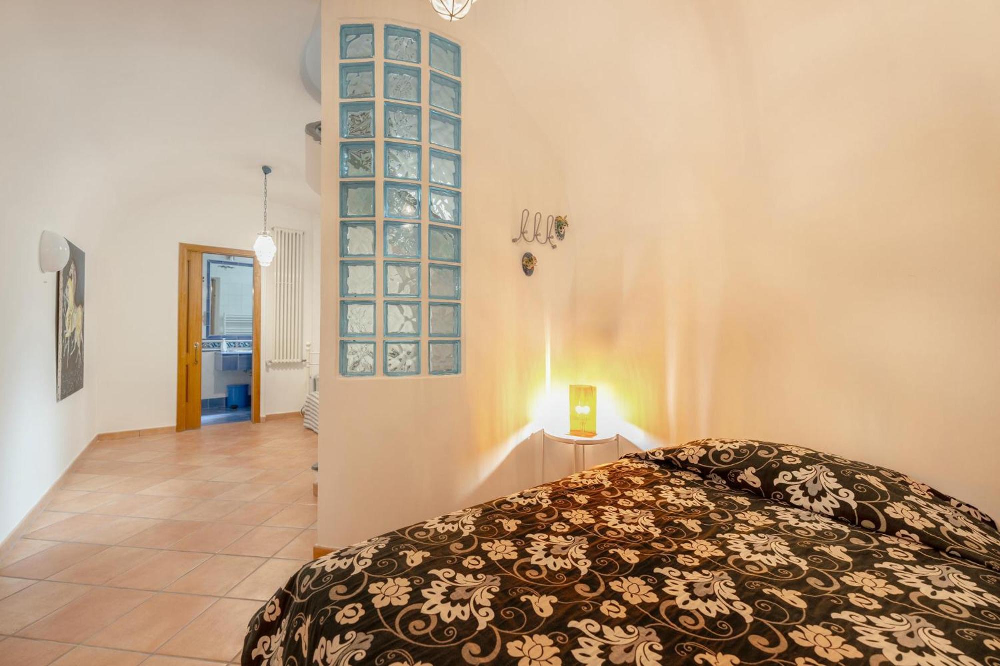 Apartment Nella Curva Della Funicolare, *