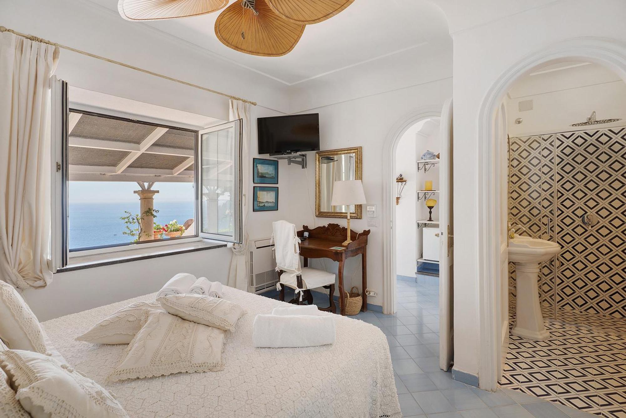 Bella Vista Villa Capri