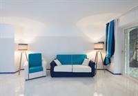 Hotel The White And Blue 3*