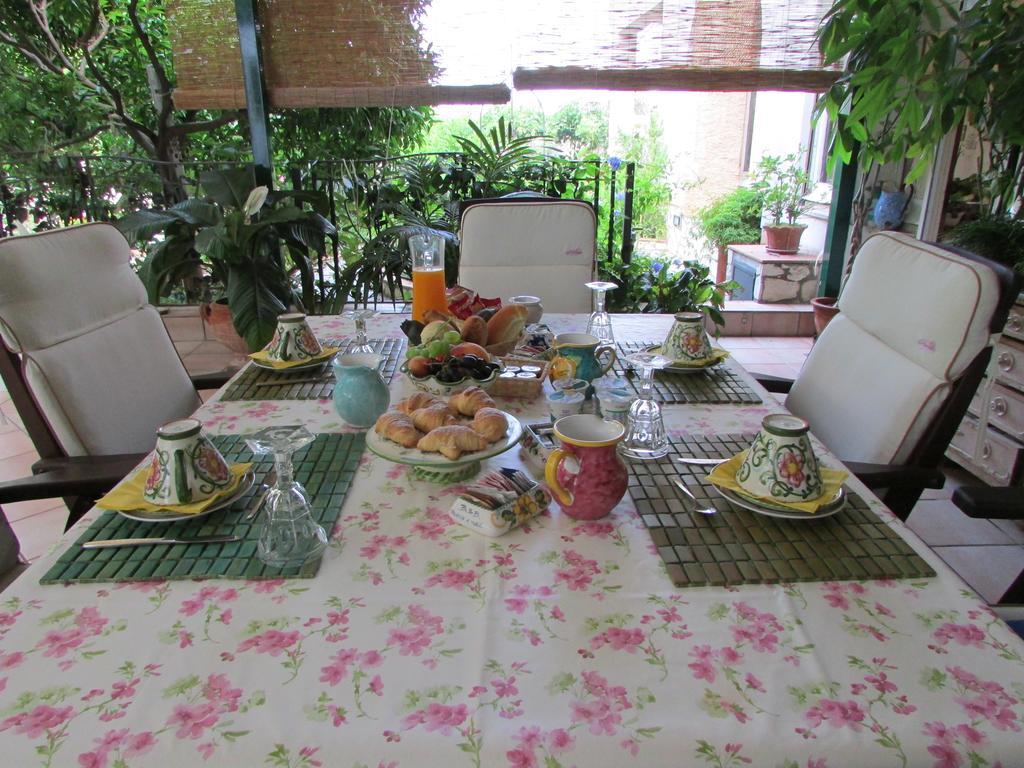 Palazzo A Mare Acomodação com café da manhã 