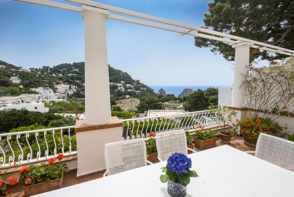 Carthusia * Capri