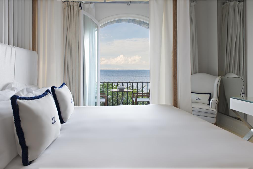 J.k. Place Hotel 5*