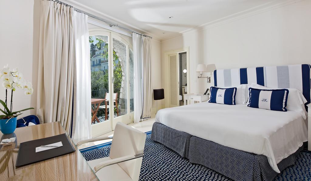 J.k. Place 5* Capri