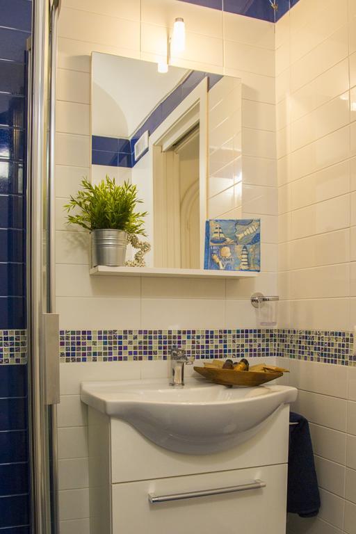 Blue Apartment Capri