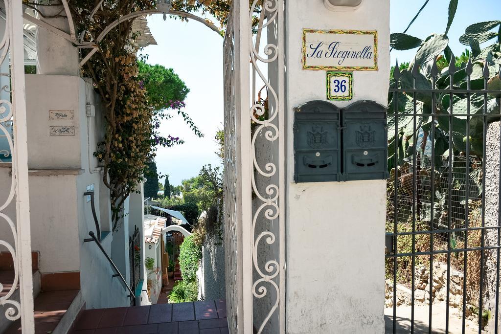 La Reginella 2*