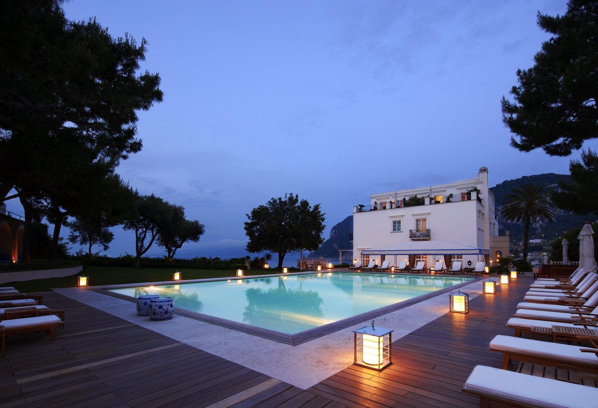 J.k. Place Capri