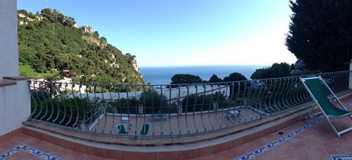 4 Stagioni Hotel *