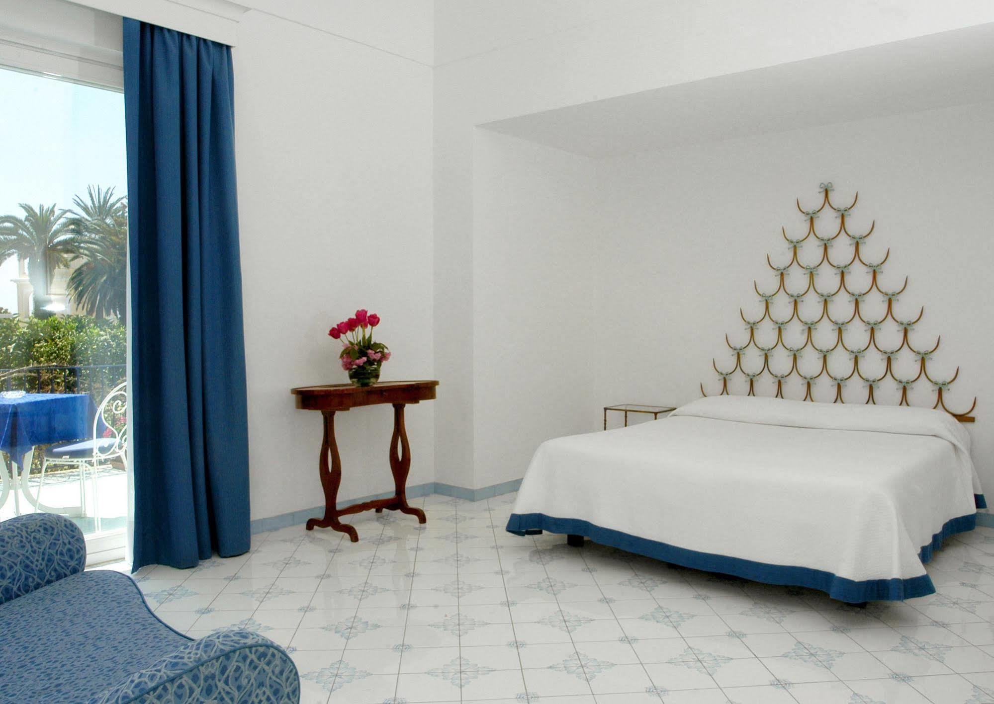Hotel Pazziella Garden & Capri
