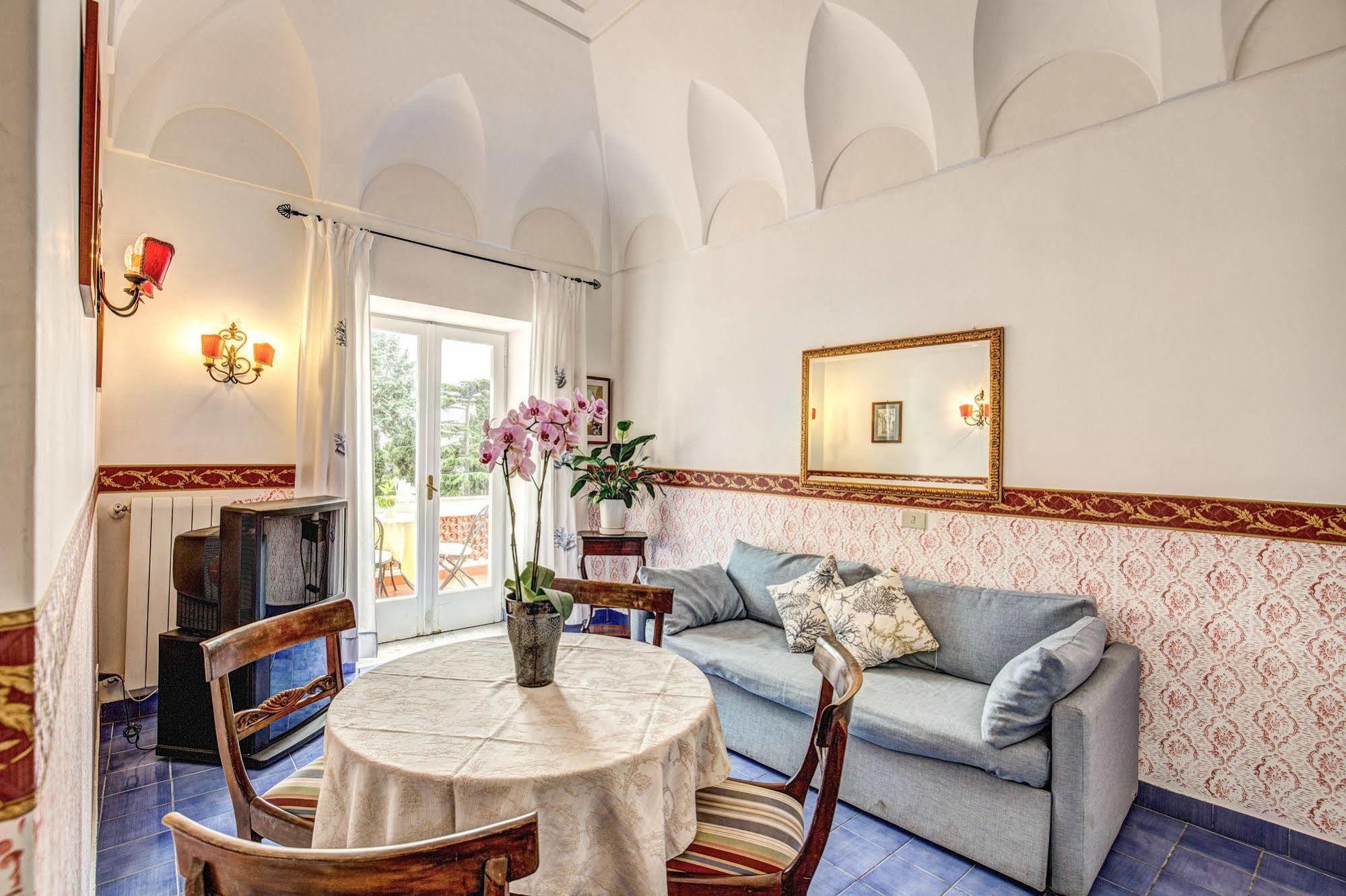 Casa Caprile Hotel