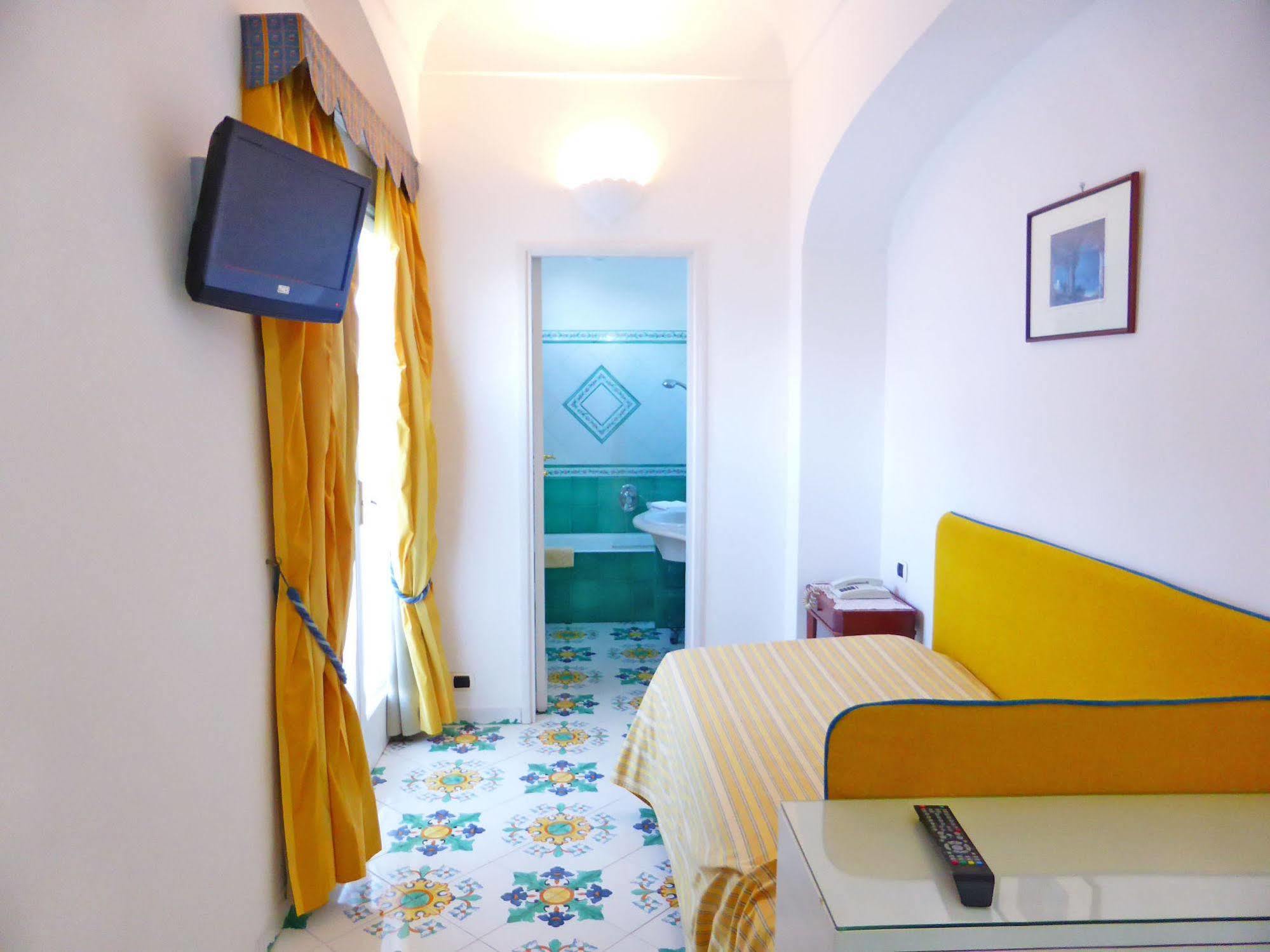 Hotel Gatto Bianco
