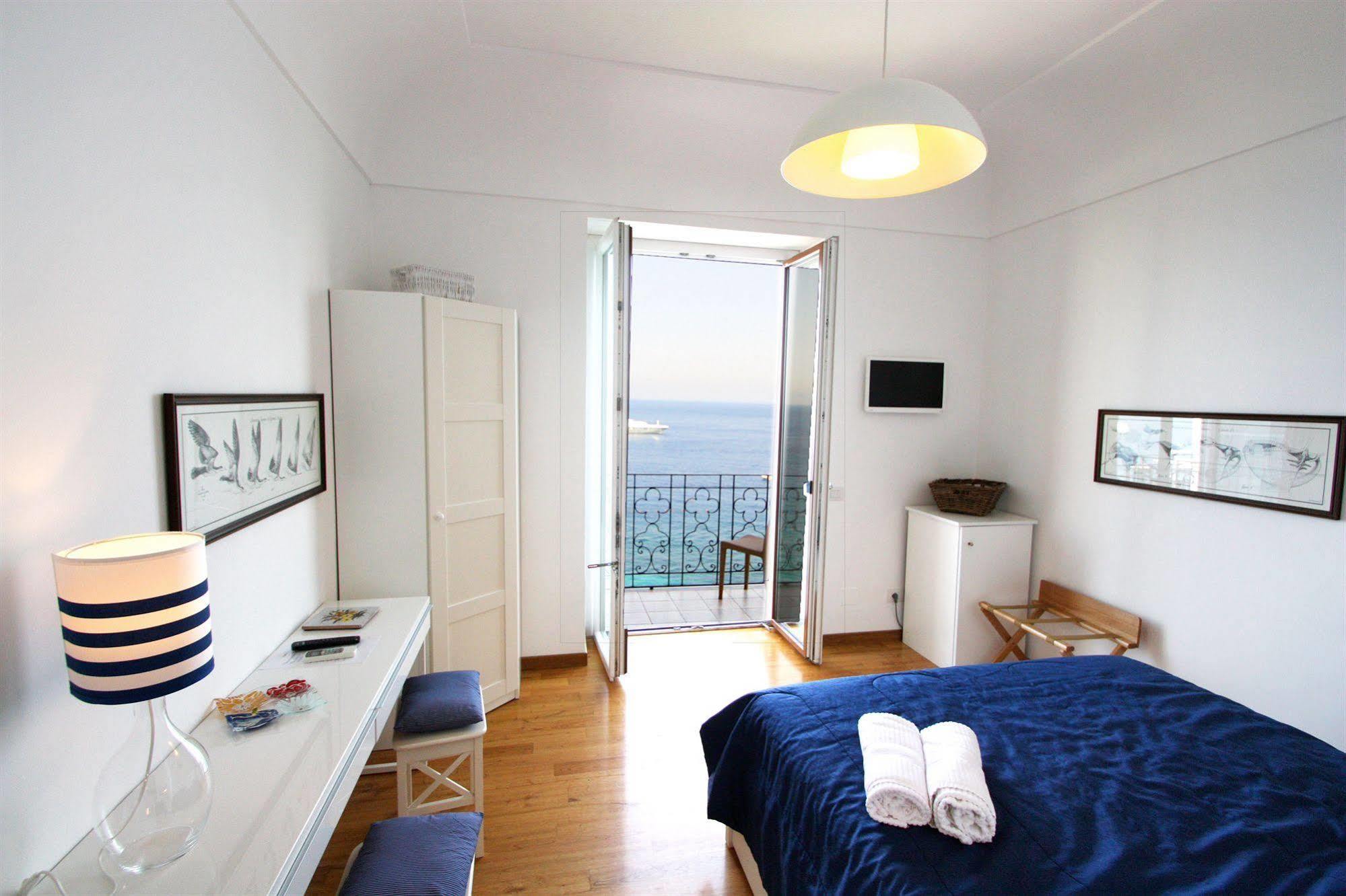 Bed & Breakfast Capri Inn